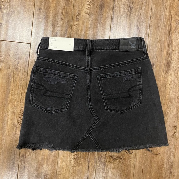 American Eagle Distressed High-Rise Denim Skirt (Size 0) - Picture 3 of 3